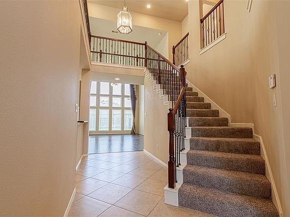 4th image of 3835 Camden Fields Ln