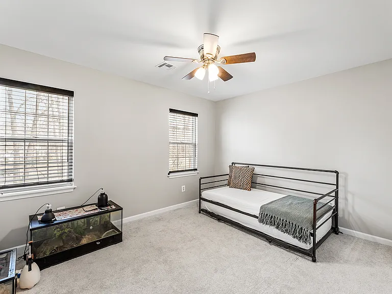 6262 White Cove Dr — Photo 31