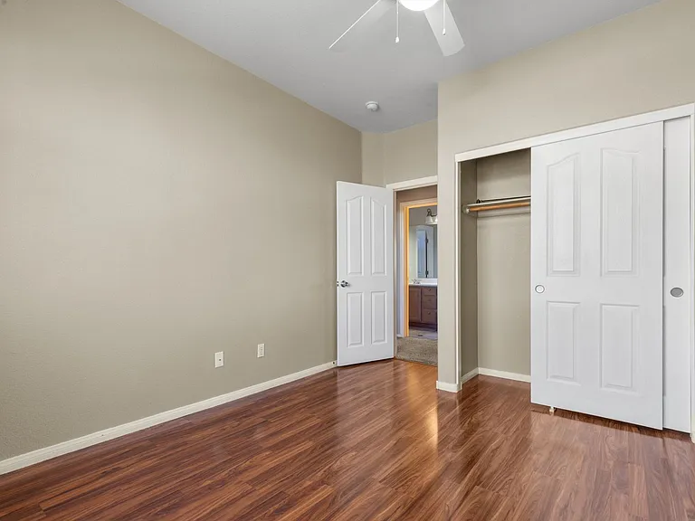 249 Jessica Grove St — Photo 36