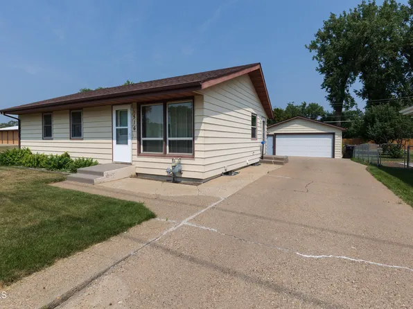 516 W Ingals Ave, Bismarck, ND 58504