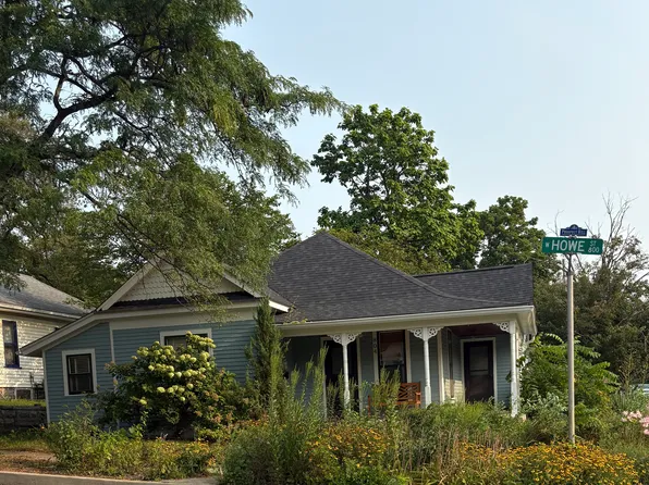 804 W Howe St, Bloomington, IN 47403