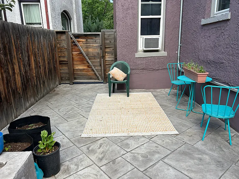 243 S Lincoln St #B — Photo 20