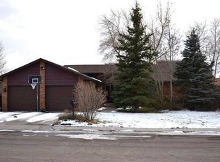 2641 Plain View Rd, Cheyenne, WY 82009