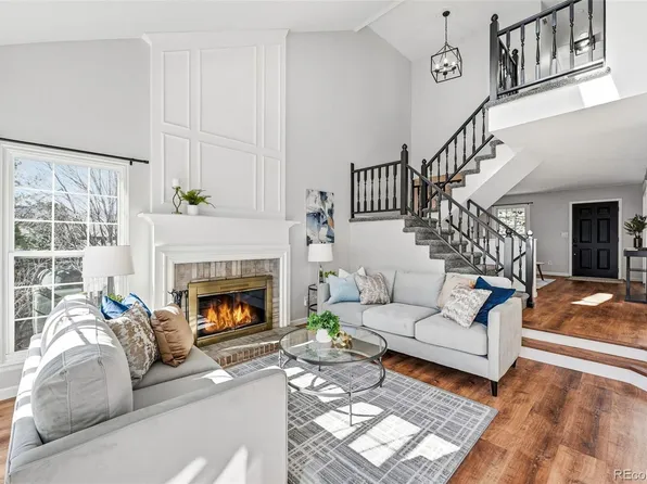 10668 W Peakview Drive, Littleton, CO 80127