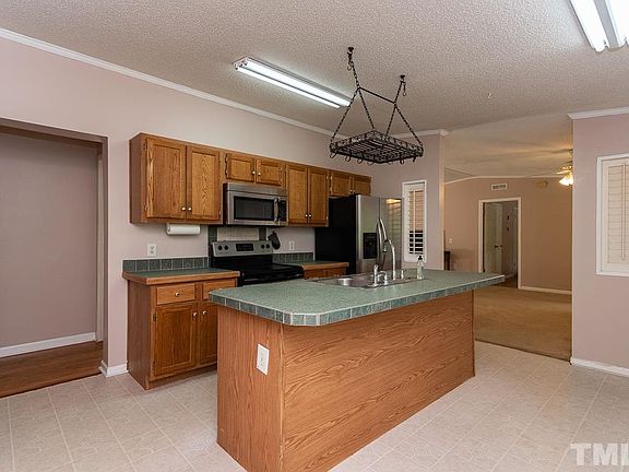 5th image of 5531 Gouden Ln