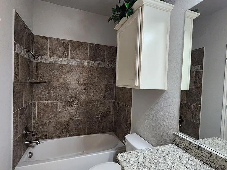 338 Oak Creek Way — Photo 30