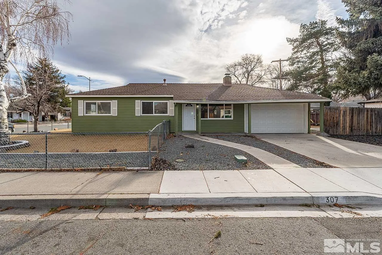 307 Meyer St photo 1