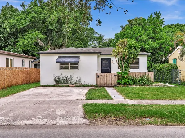 2742 Washington St, Hollywood, FL 33020