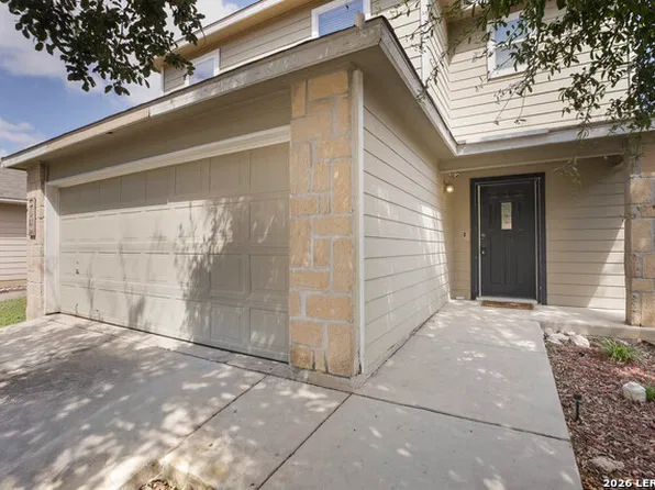 9819 Woodland Pnes, San Antonio, TX 78254