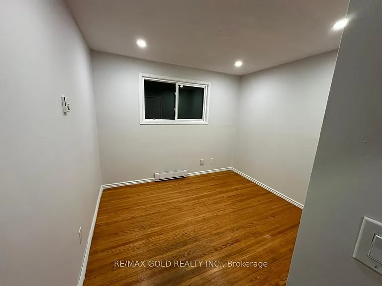 515 Stone St #3 — Photo 17