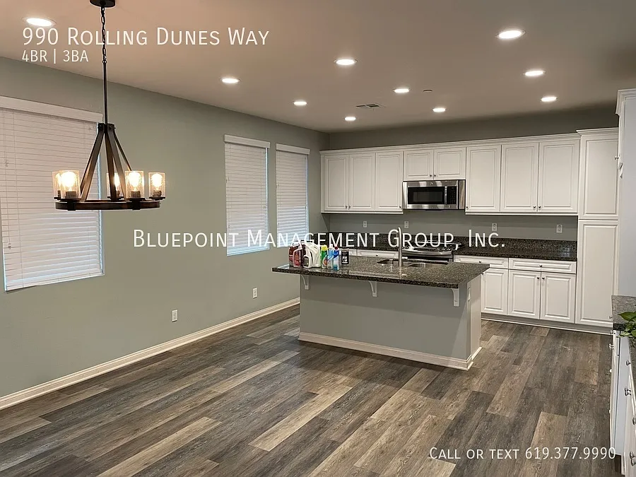 4 bed, 2129 sqft, $4,500 — Photo 2