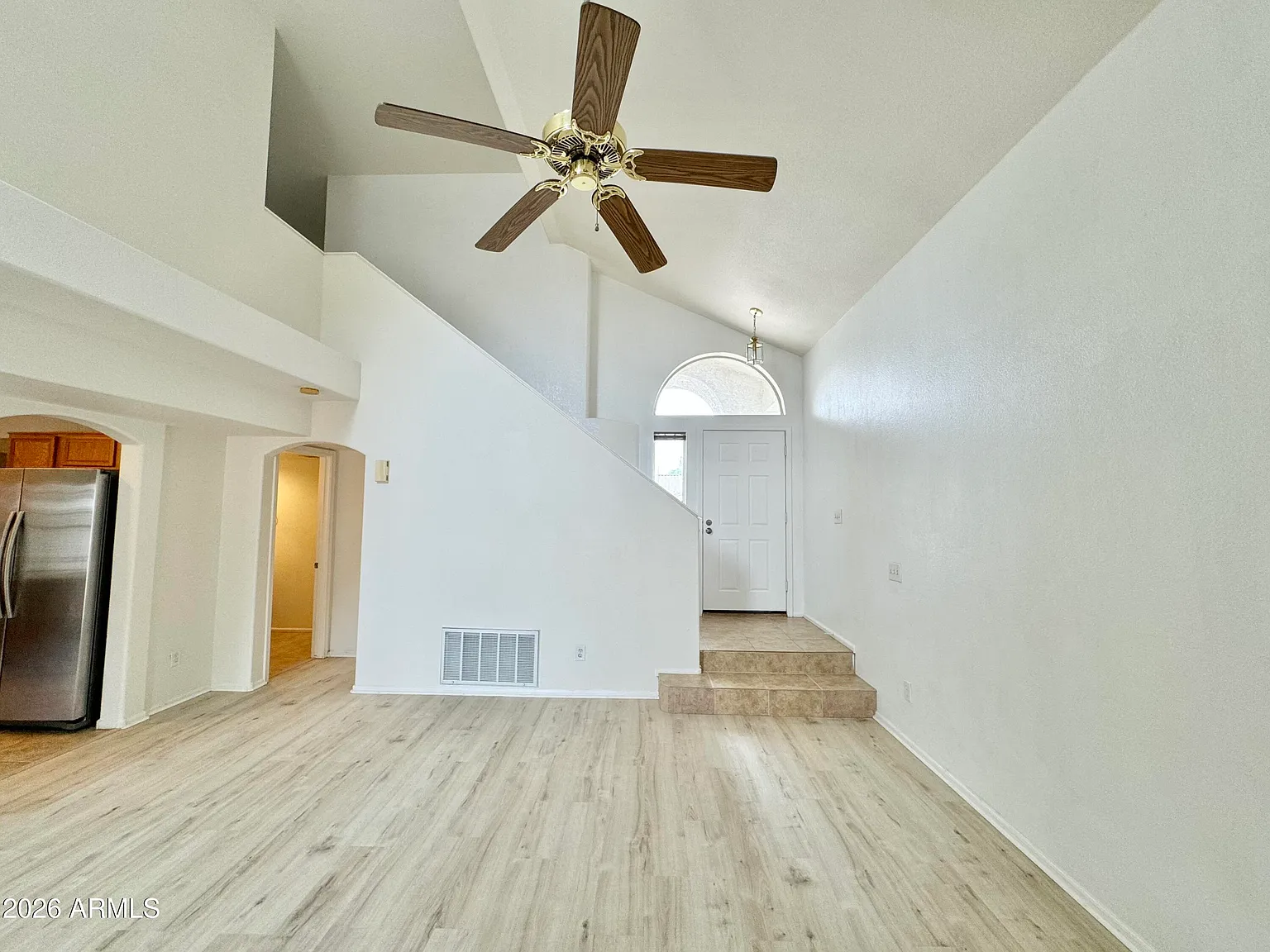 3 bed, 2.5 bath, 1494 sqft, $2,200 — Photo 3