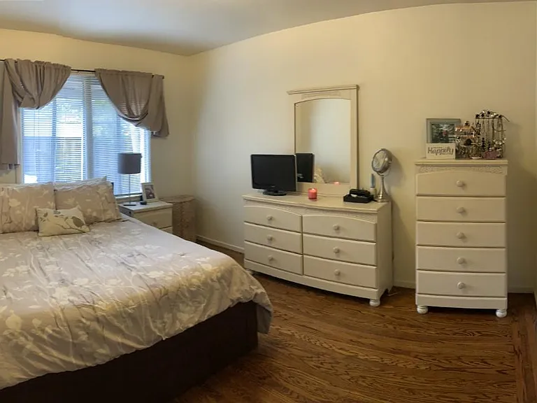 44 Coloma Way — Photo 2