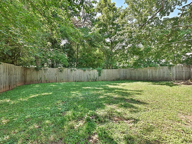 4730 Crestmont Dr — Photo 26