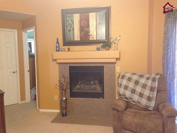 3rd image of 4017 Jewel Ct
