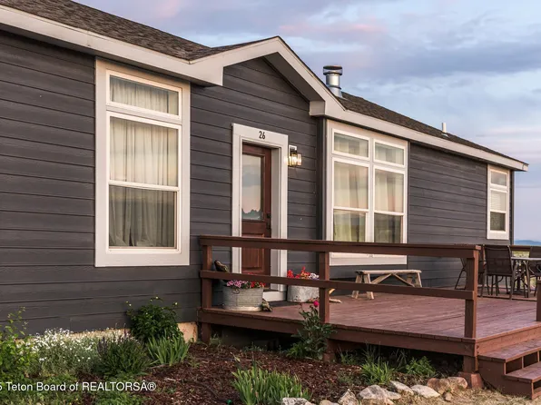 26 Merrimac Trl, Boulder, WY 82923