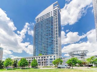 36 Lee Centre Dr #3210, Toronto, ON M1H 3K2