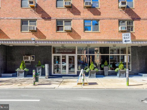 118 S 21st St APT 422, Philadelphia, PA 19103