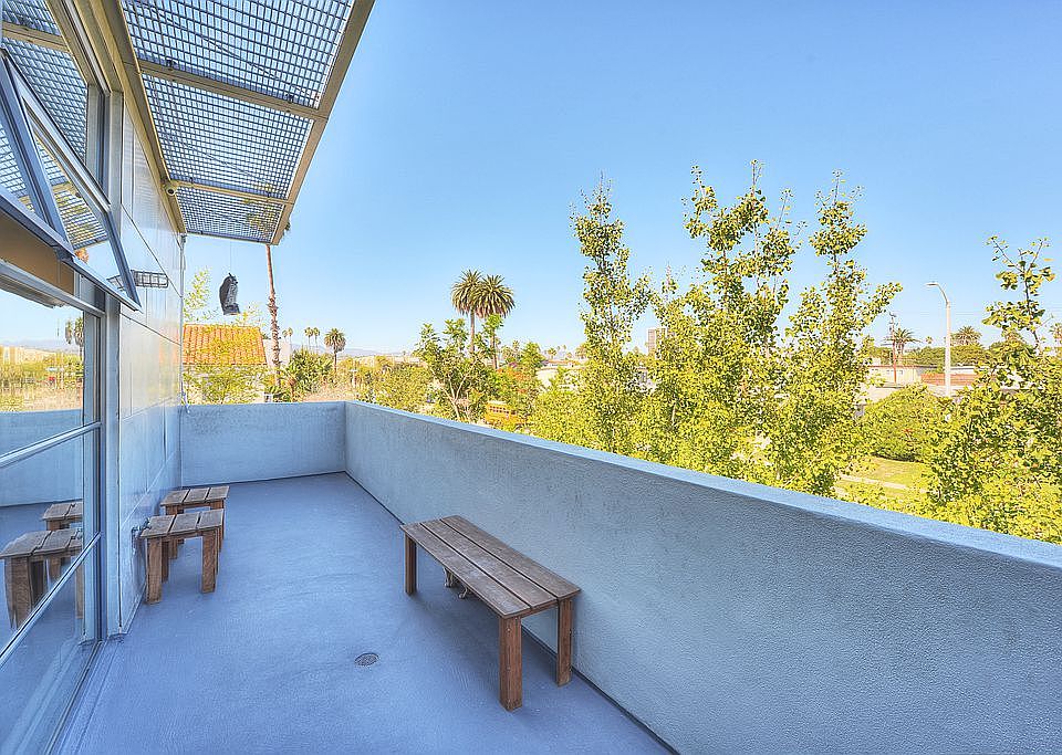 1st image of 1534 17th St Unit 201