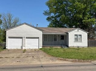 1900 Chandler Rd, Muskogee, OK 74403