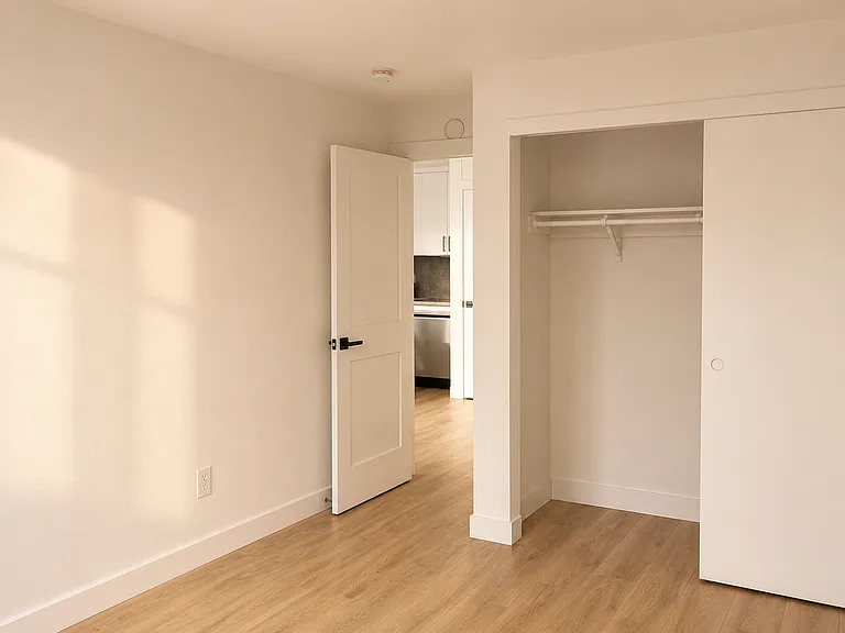 3440 14th Ave S #403 — Photo 5