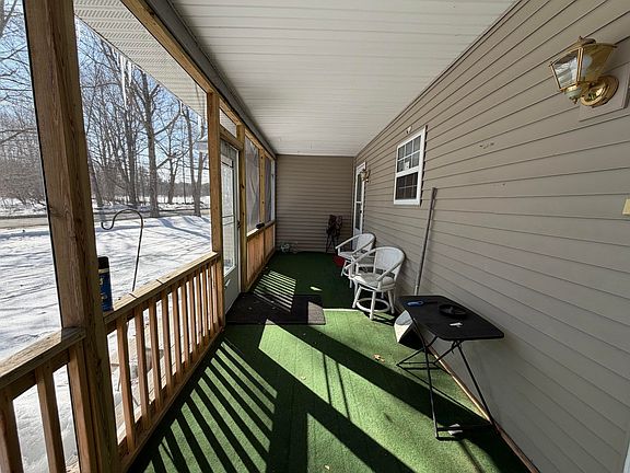 4th image of 189 Phinney Farm Road