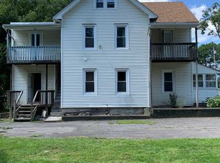 9 New Paltz Rd, Highland, NY 12528