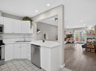 1415 W 17th St SE #305, Calgary, AB T2G3V3