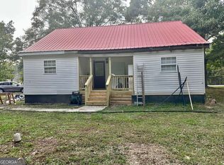 3825 N Sharon Church Rd, Loganville, GA 30052