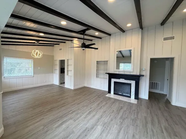 1010 Mayflower Road, Fort Pierce, FL 34950