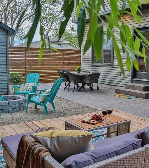 231 Rosewood Ave — Photo 24