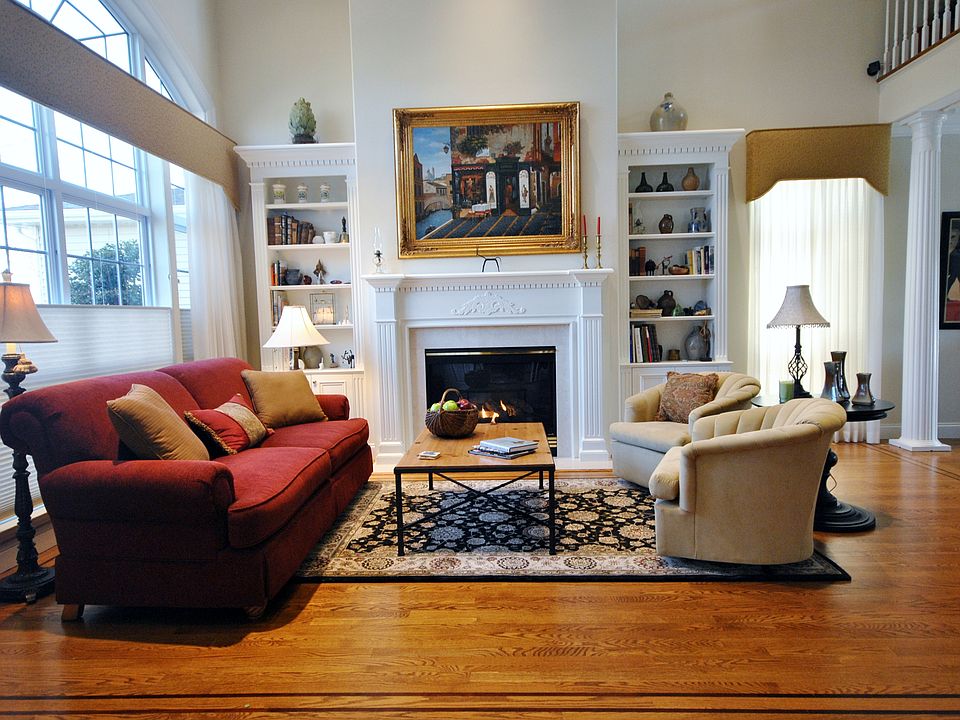 1st image of 136 Hamlet Dr