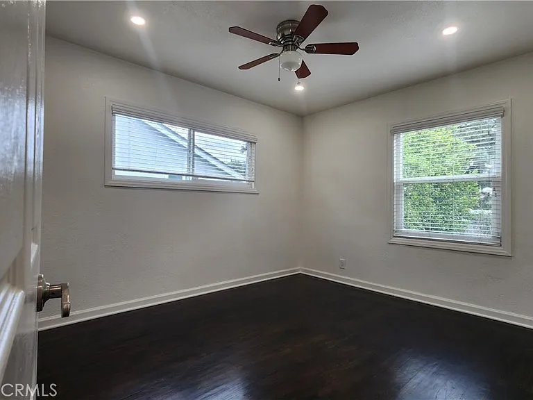 15709 Devonshire St — Photo 19