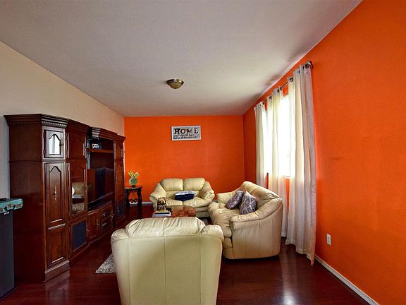 5th image of 32557 N Salt River Cir