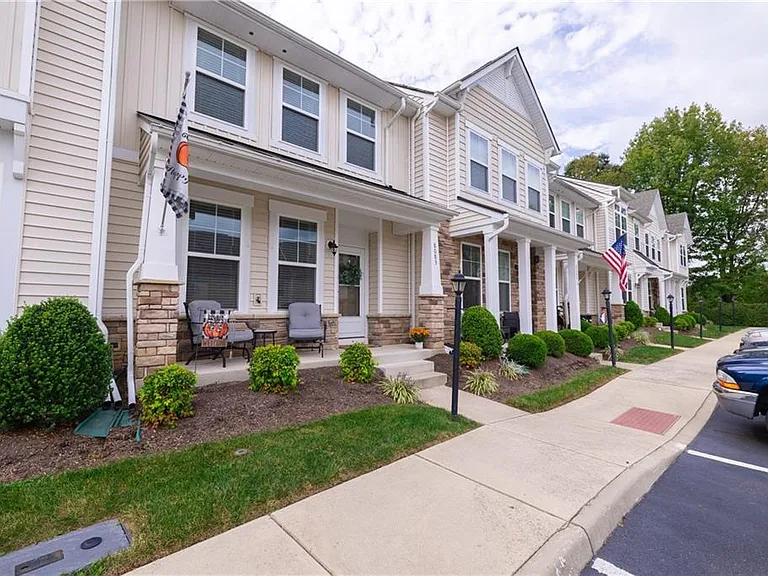 8083 Rutland Village Dr #1 — Photo 6