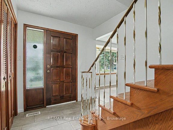4th image of 73 Harvard Rd
