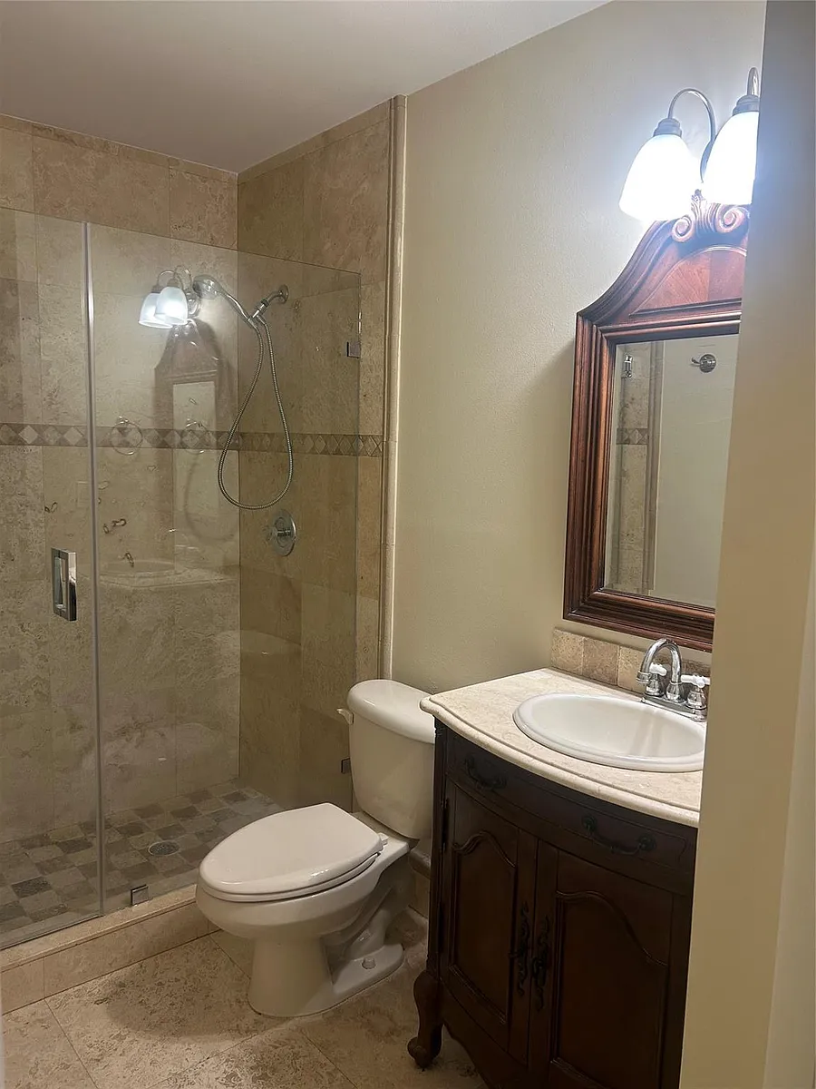 Building Photo - 4116 NW 88th Ave #2