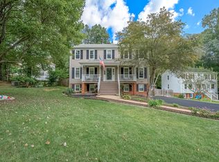 10806 Spring Mill Rd, North Chesterfield, VA 23236