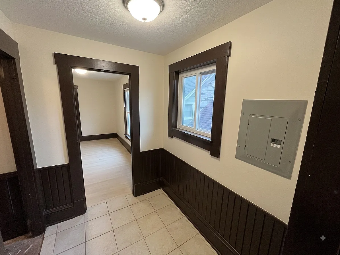 2 bed, 1200 sqft, $1,200 — Photo 2