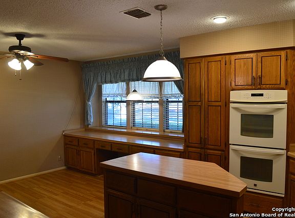 5th image of 4222 Shadow Elm Woods
