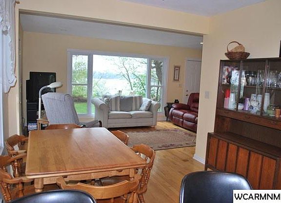 5th image of 1023 Shoreacres Dr