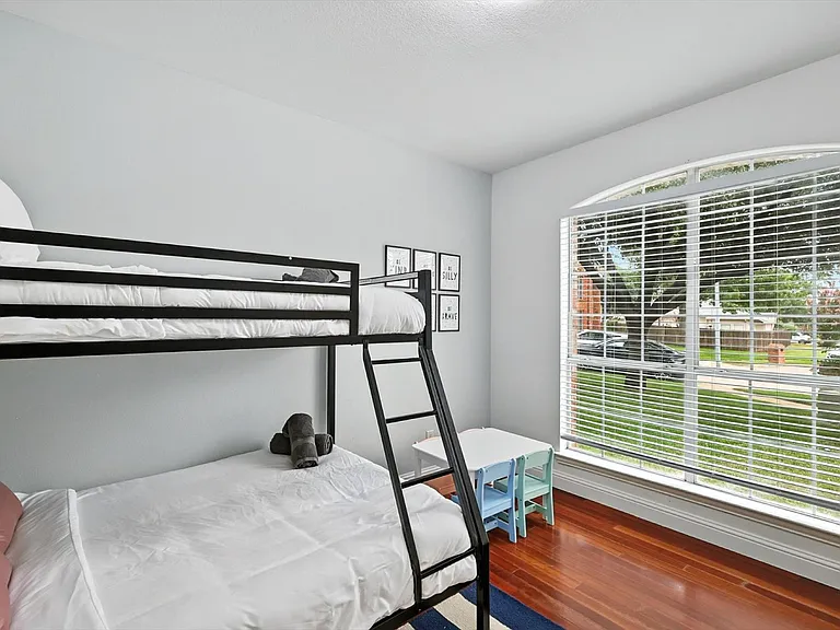 5795 Brighton Ct — Photo 33