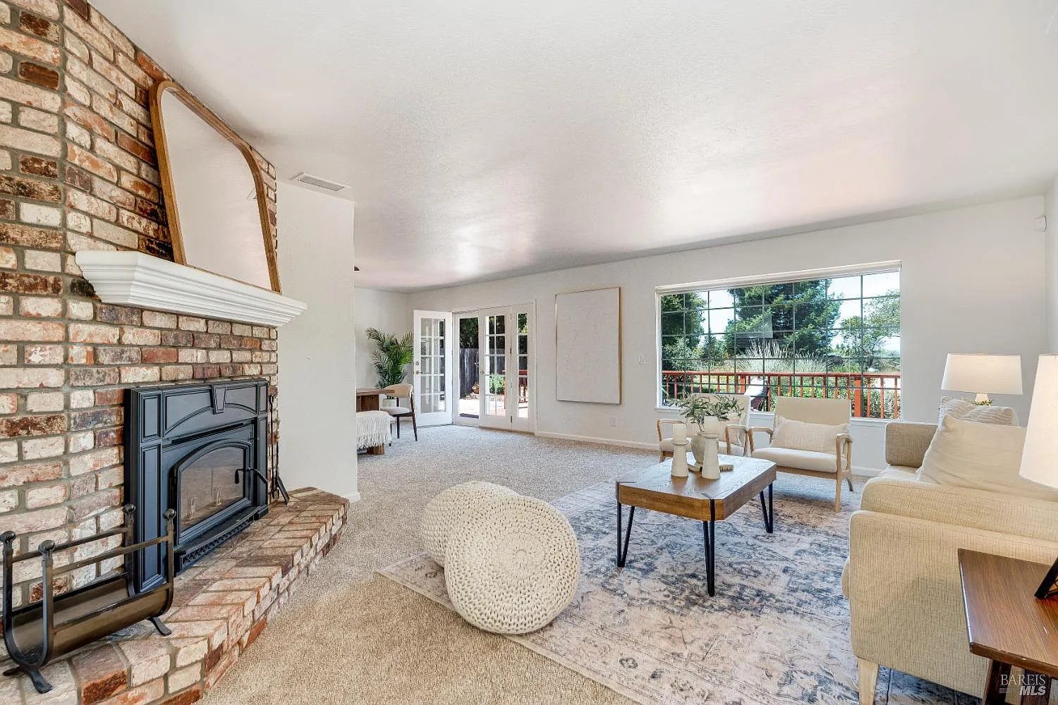 829 Rigsby Lane - Photo 2