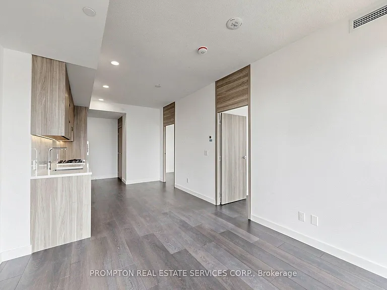 18 Esther Shiner Blvd #2511 — Photo 28