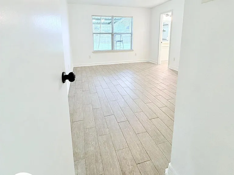 21604 Horseshoe Dr — Photo 8