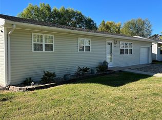 204 E North St, Bunker Hill, IL 62014