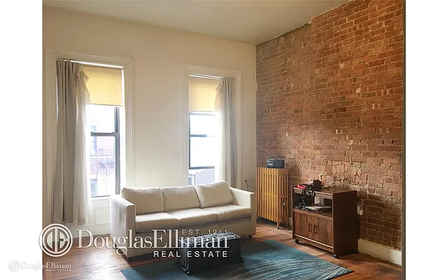 Rented by Douglas Elliman | media 17