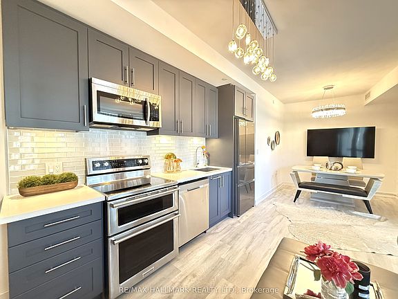 4th image of 375 Sea Ray Ave #225