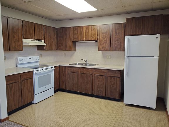 3rd image of 15-27 Marietta Ave #15D