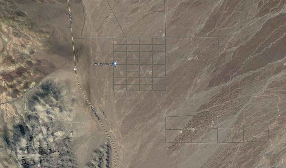 2nd image of 1280 W Lapis Rd